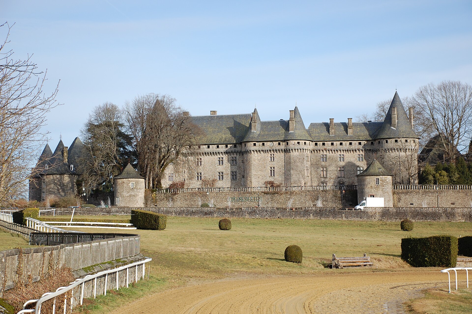 ARNAC POMPADOUR