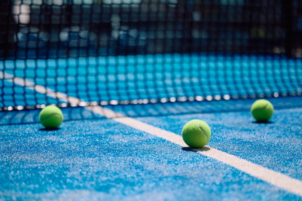 La Tenue de Padel : Le Guide pour allier Confort et Performance