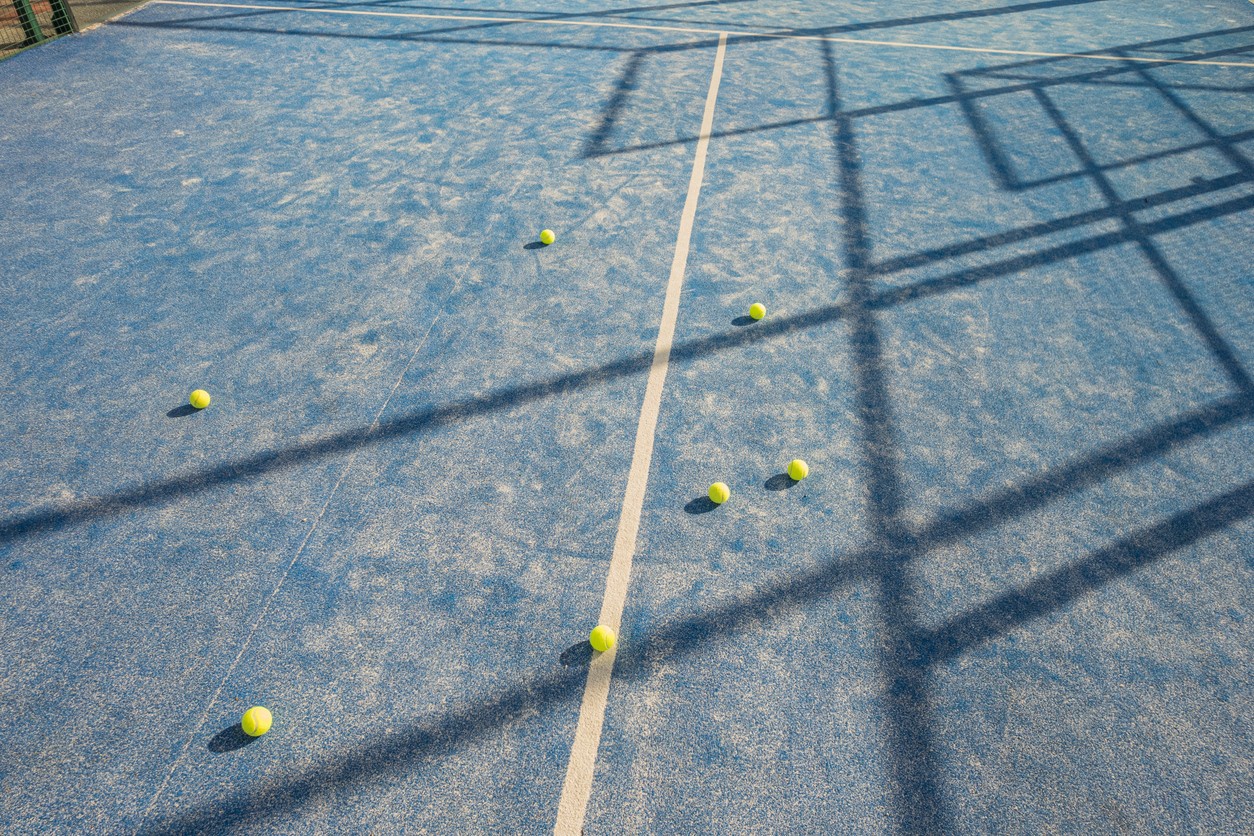 Raquette de Padel pour Femme : Le Guide pour Bien Choisir