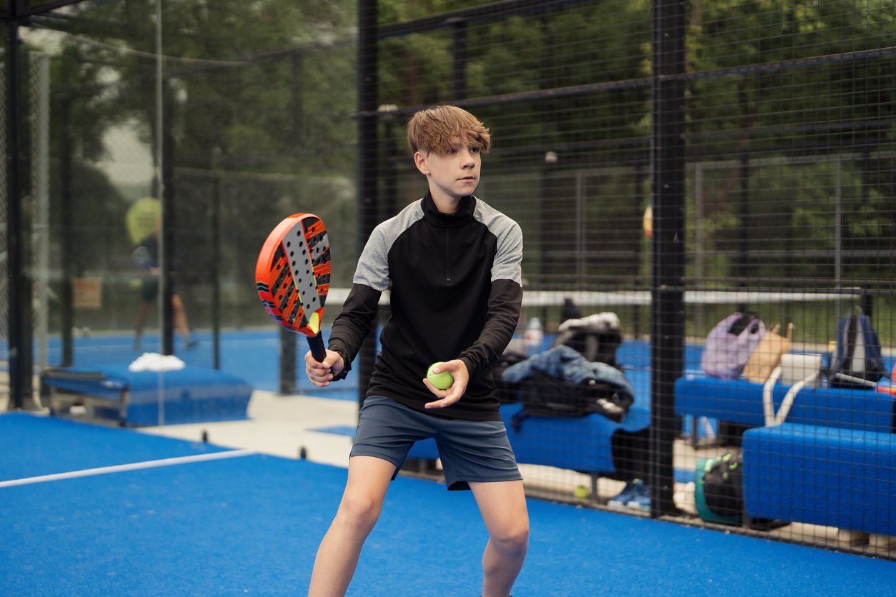 Comment Trouver des Joueurs de Padel ? Le Guide du Partenaire Idéal