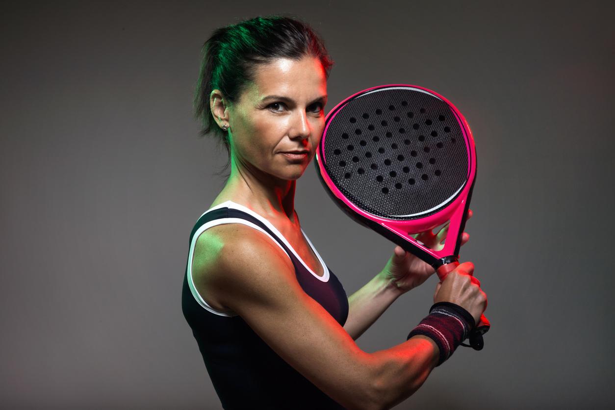La Bajada de Pared au Padel : Le Guide de la Contre-Attaque